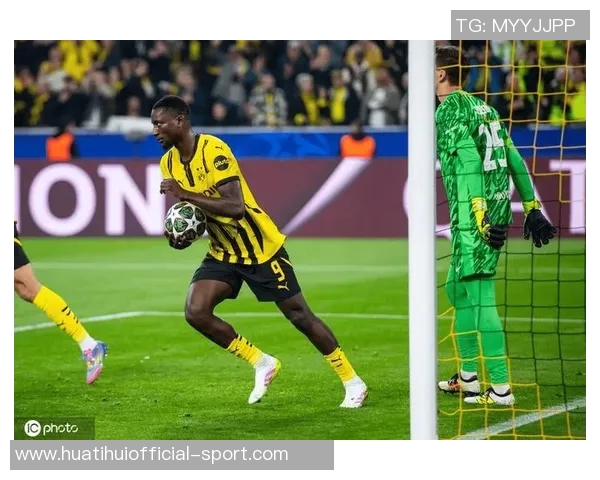 多特蒙德与RB莱比锡上半场战成平局扬库托进球吉拉西助攻 多特蒙德与RB莱比锡上半场战成平局扬库托进球吉拉西助攻