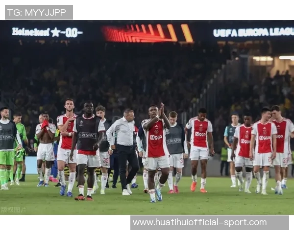 阿贾克斯荷甲表现强劲却在欧冠遭遇惨败排名倒数第二 阿贾克斯荷甲表现强劲却在欧冠遭遇惨败排名倒数第二