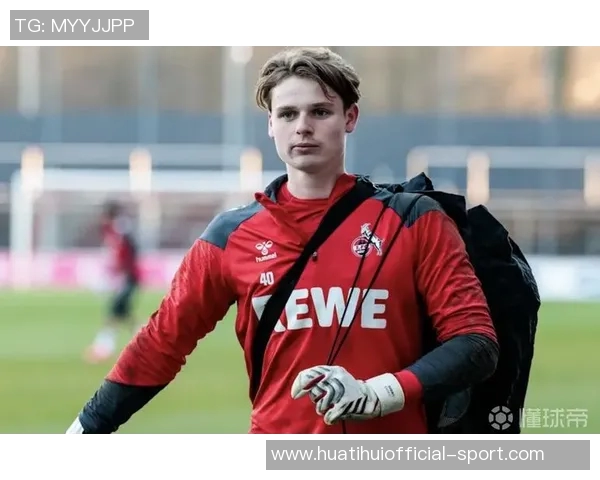乌尔比希哥哥今夏加盟拜仁担任女足二队门将教练的最新消息 乌尔比希哥哥今夏加盟拜仁担任女足二队门将教练的最新消息