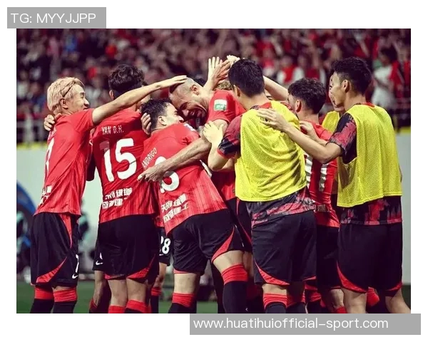 中超激战正酣海港领先蓉城申花紧追不舍积分榜竞争白热化