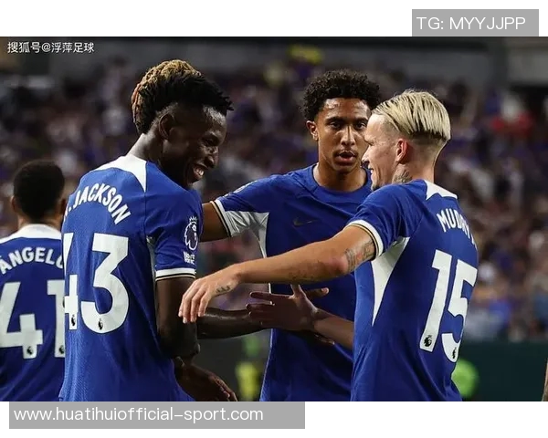 切尔西训练基地泳池警报误响球员们紧急撤离引发关注