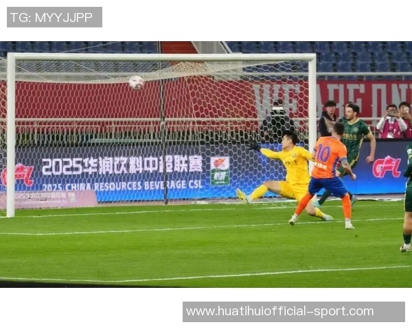 中超争冠末轮间隔22天的背后原因揭示年初赛程安排的世界杯冲击策略 中超争冠末轮间隔22天的背后原因揭示年初赛程安排的世界杯冲击策略